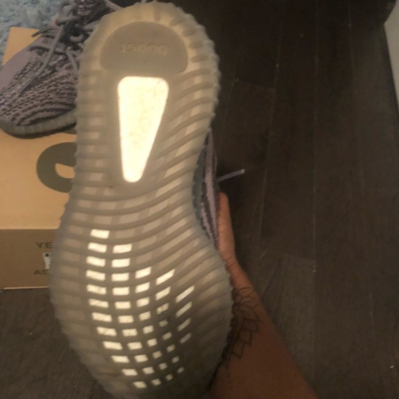 ****SOLD******Authentic Yeezy Boost sneakers - Picture 5 of 5